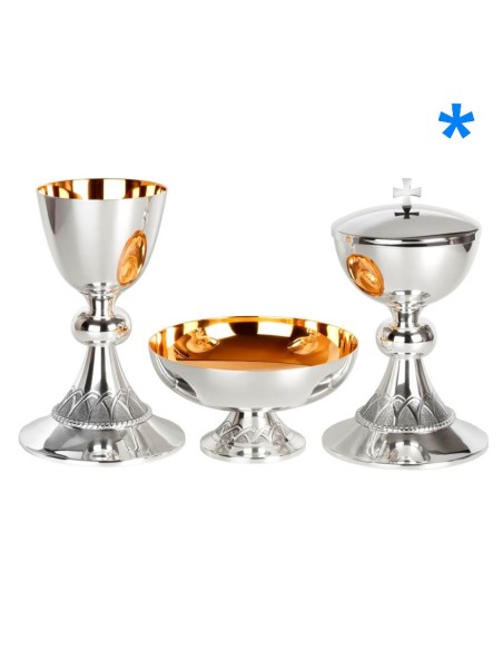 Caliz Metal Dorado Cordon Cincelado En Pie Copa Lisa N5415 22Cm Alto