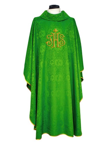 Casulla adamascada bordada JHS verde