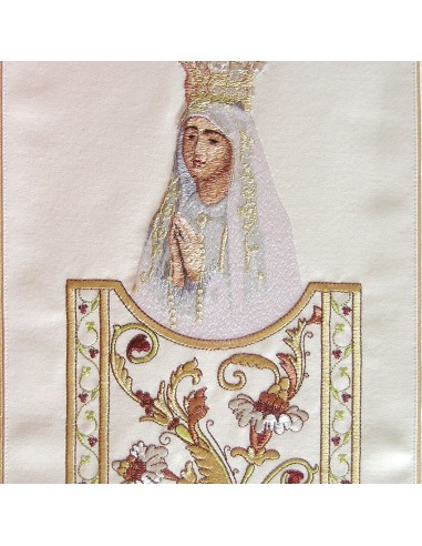 Casulla Estampada Con Galon Espiga Tipo Lis Dorada N360 Blanca