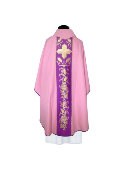 Casulla Estampada Con Galon Cruz Griega De Barras Con Espigas Y Uvas Rosa