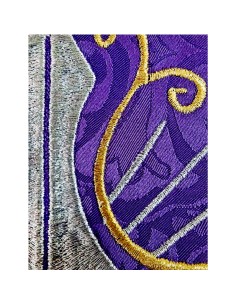 Casulla Adamascada Bordada...