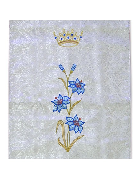 Cubre Ambon Bordado Mariano Tres Flores De Lis Y Corona Arriba Fondo Plateado