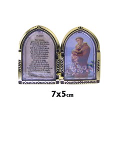 Capilla Marron Con Cruces...