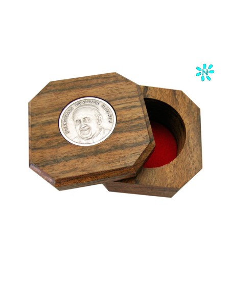 Caja Madera Olivo Para Rosario Con Medallon Metal Modelos Surtidos