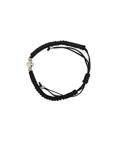 Pulsera macrame negra con cruz cuadrada blanca pequezzzzza en el centro