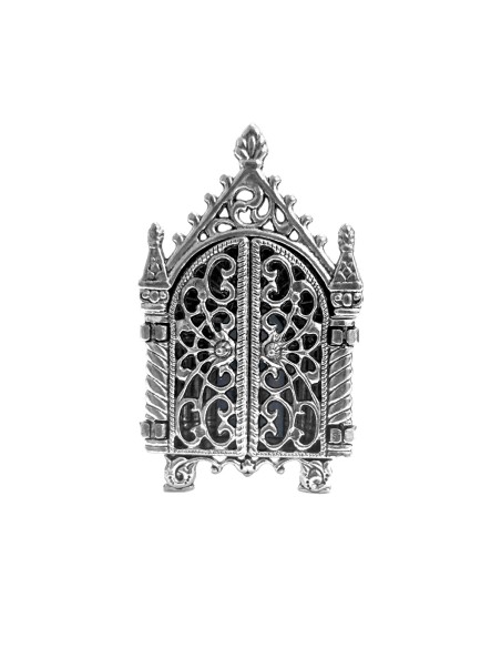 Capilla metal calada con puertas